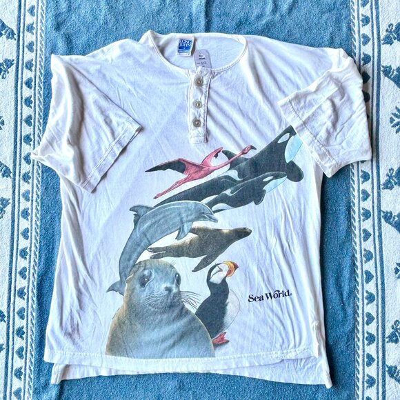 Vintage 1987 SeaWorld All-Over Print Henley Tee (Size M) - Picture 1 of 7